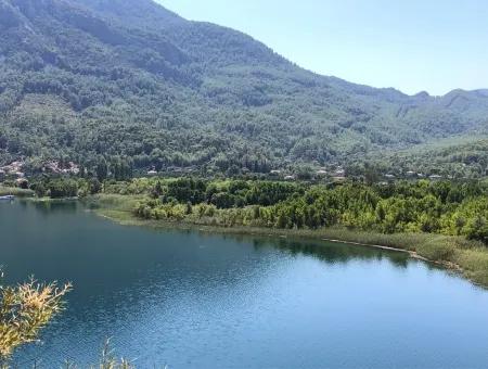 Land Zu Verkaufen In Sultaniye 2285M2 Land Zu Verkaufen In Der Nähe Des Sees