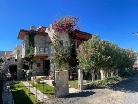 Steinvilla Zum Verkauf Auf Einem 580M2 Großen Grundstück In Gulpinar, Dalyan