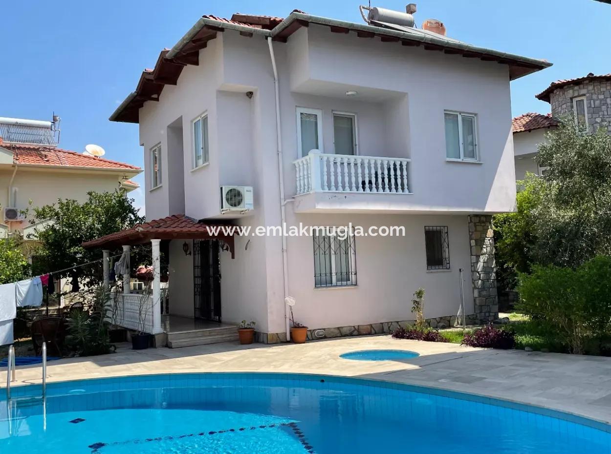 Dalyan Gülpınar'da 4+1 Satılık Villa