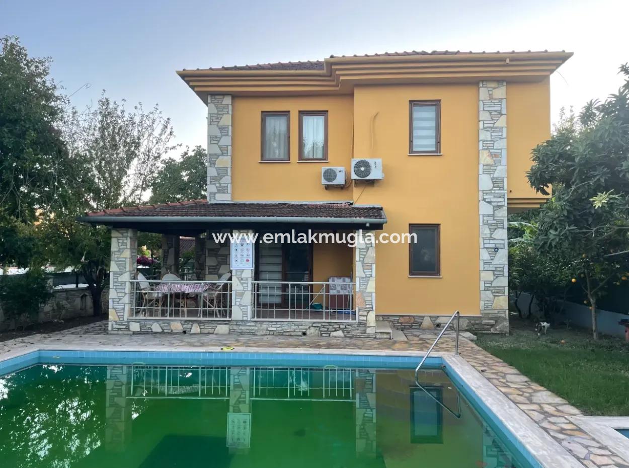 Dalyan Gülpınar 500M2 Arsa İçinde Köşebaşı Satılık 3+1 Villa