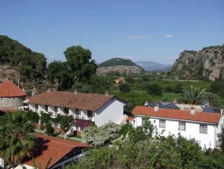 Çandır Satılık Otel Köyceğiz Dalyan Çandır 30 Odalı 5000M2 Arsa İçinde Satılık Otel