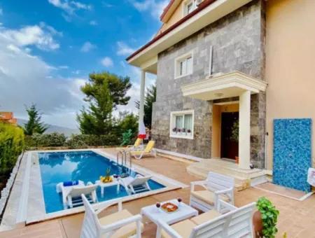 Fethiye Ovacık'ta 4+1 Satılık Villa