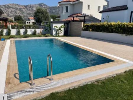 Dalyan'da 4+1 Satılık Villa