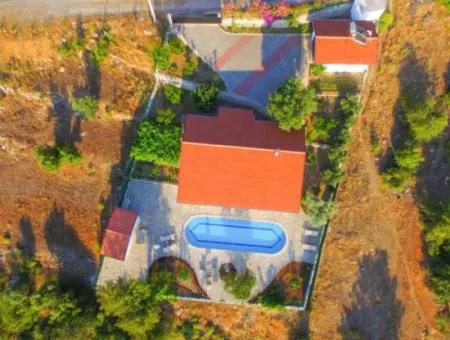 Gökbel Deniz Manzaralı 4+1 Satılık Villa