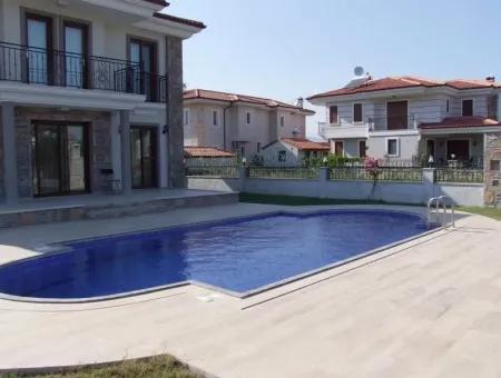 Dalyan Satılık Lüks Villa Dalyan Gülpınar Da 510M2 Arsa İçinde 4+1 Satılık Villa